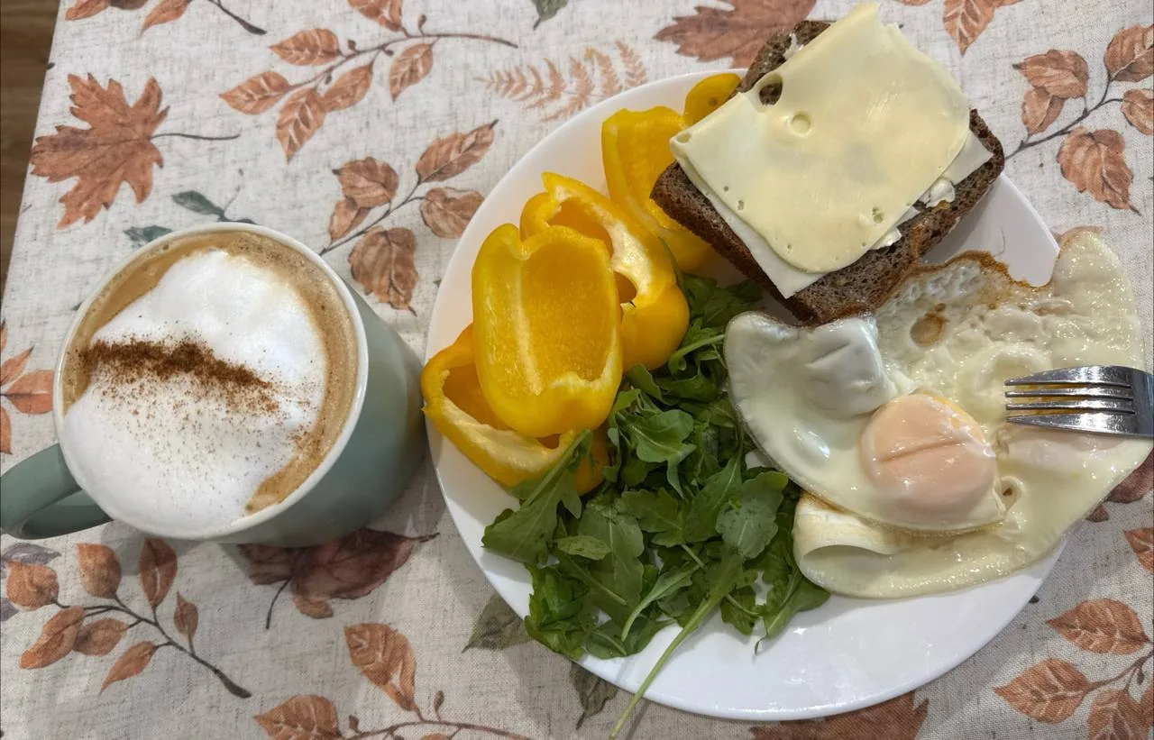 Абстрактне фонове зображення для сторінки про онлайн‑лікаря з контролю ваги